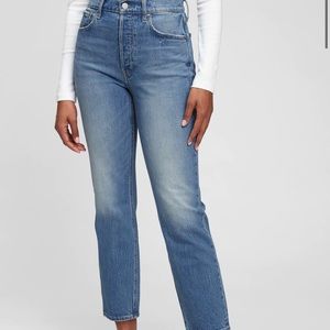 Gap High Rise Cheeky Straight Jeans